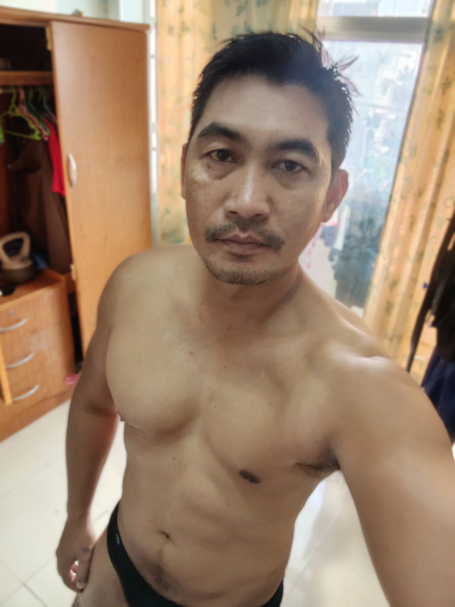 RithNxng's tweet photo. สมัยถ่ายแบบ กับสมัยนี้ 555
#พ่อค้าโจ๊ก
# ยุดยา https://t.co/b97U3kPa65