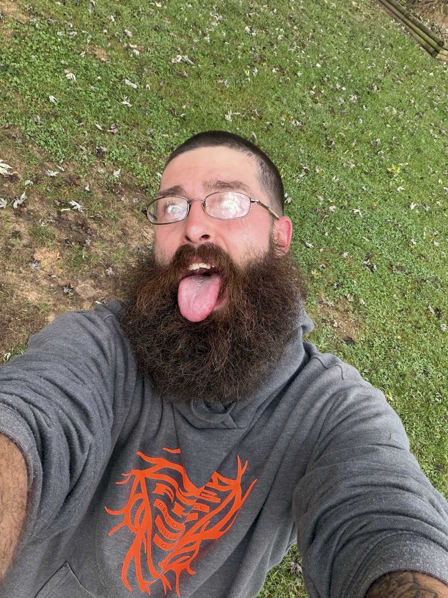 sherlocoing's tweet photo. Annoying people in public https://t.co/fzJVOw7mtW