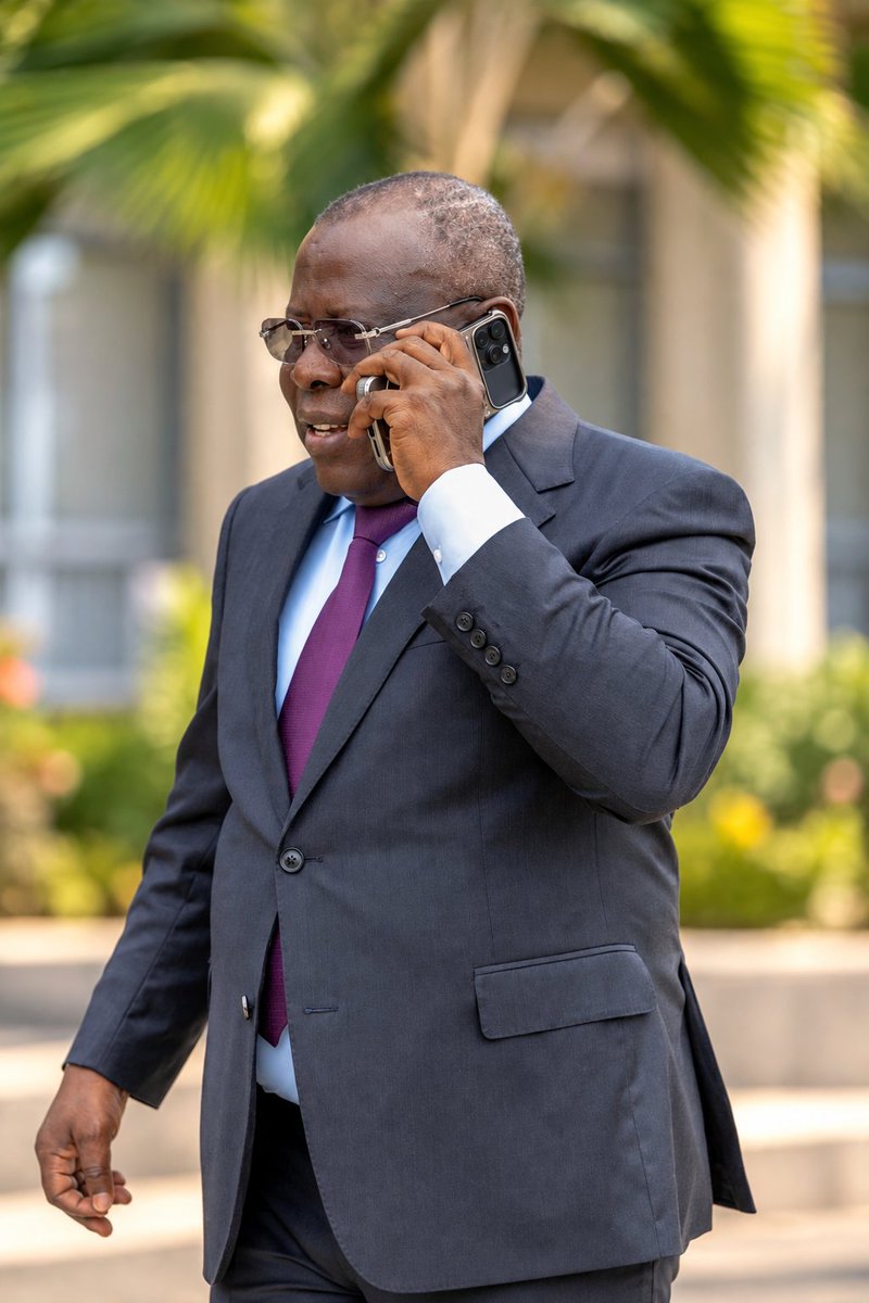 IbrahimaBacongo's tweet photo. « Le temps révèle les intentions, confirme les amitiés et récompense la constance. »
Excellente semaine à tous. 
#AbidjanAutrmentCestPossible #NousYTravaillons #CIB https://t.co/iRVRMO4gQQ