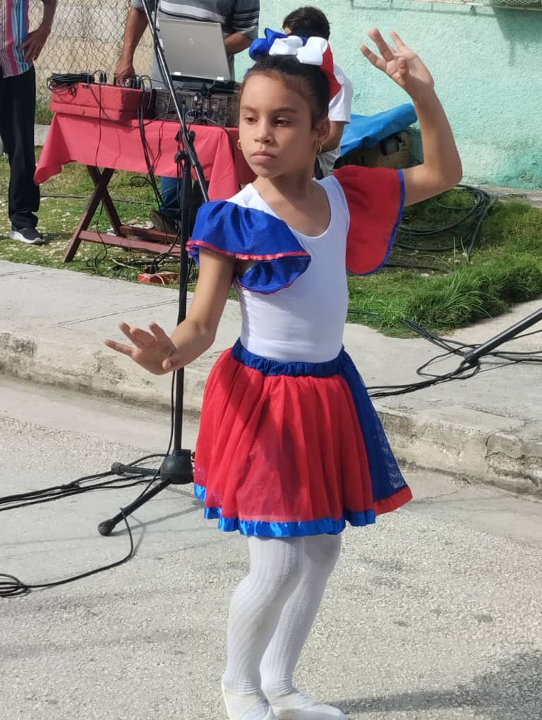 NelsyYamirka's tweet photo. La cuadra se vistio de gala en el #66AniversarioCDR .#Honor https://t.co/QVRfRy6OKV