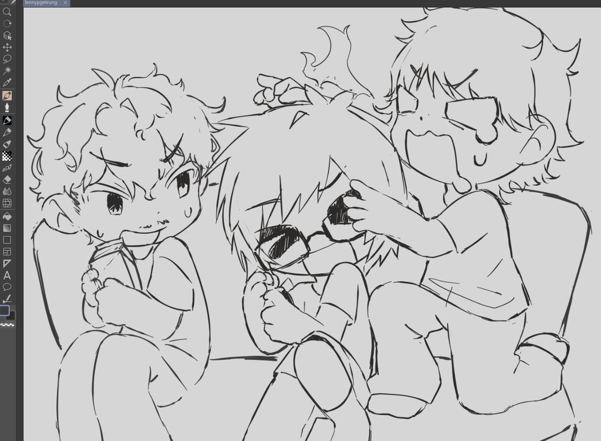 momouchie's tweet photo. rewatching the subathon chips https://t.co/onGhAJCzl8
