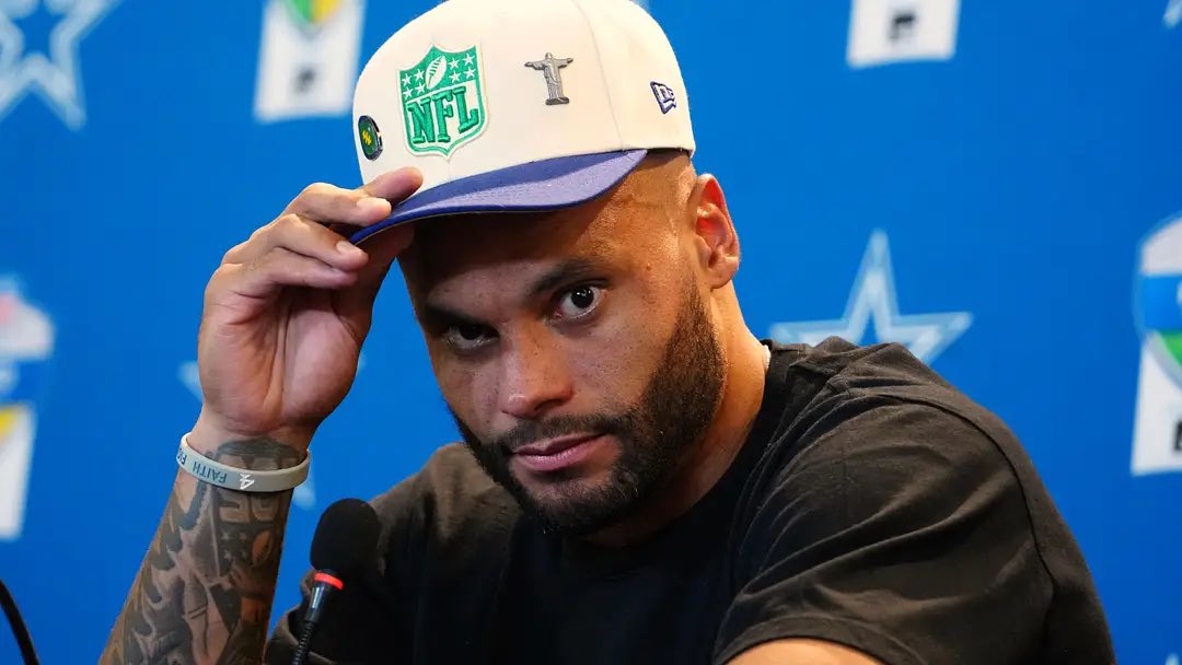 Cowboys_FanTalk's tweet photo. If you still think Dak is trash and everything is his fault in year 11…I’m not arguing with you…if we being honest it’s nothing Dak can do to change people’s mind! 🤷🏾‍♂️ https://t.co/abjvf4BcQH