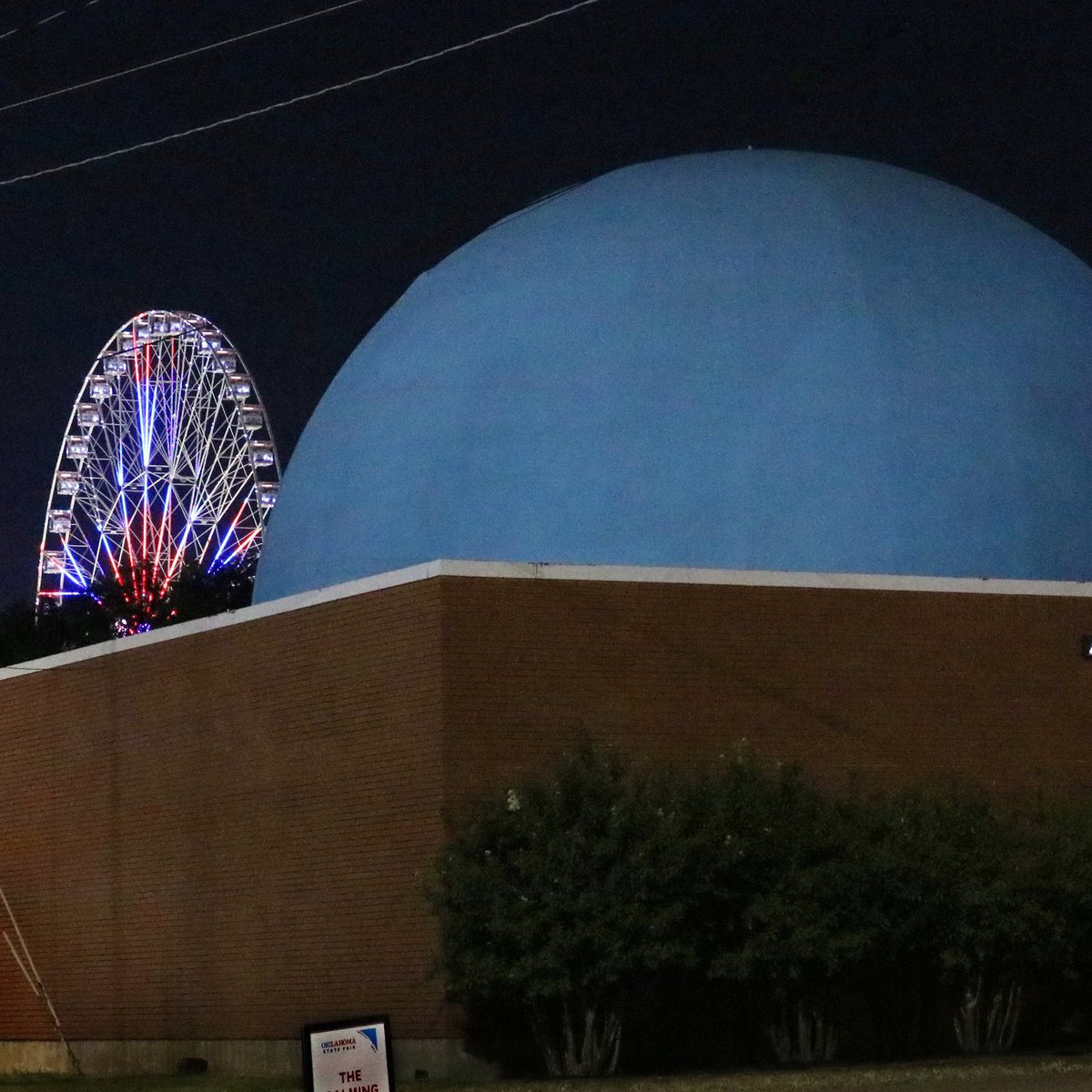 aa_planetarium's tweet photo. Had a wonderful time presenting #planetarium shows at the #OKStateFair! 58 shows over 11 days, with more than 1200 people going on flights to the moon, exploring constellations, and flying into black holes. Thanks as always to the fair staff for making this a possibility! https://t.co/J7kWS4mehP