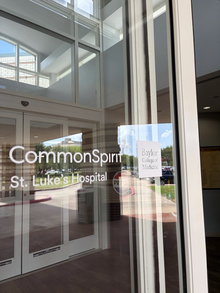cshhouston's tweet photo. Our brand unification signage project is officially underway. As you drive through the city, you’ll start to see the CommonSpirit name taking its place on our facilities. Keep an eye out for these changes in your neighborhood! #CommonSpirit #GrowingTogether #HealthcareExcellence https://t.co/obJsAJT4Pe