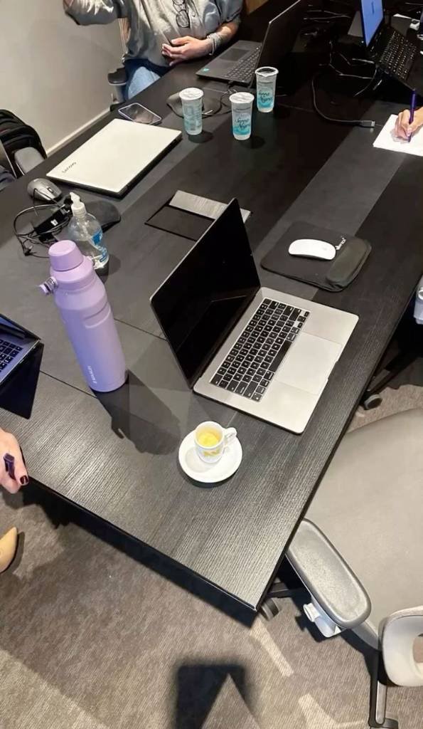 Debbie77717's tweet photo. Powered by caffeine and spreadsheets. ☕️💻 https://t.co/RPf8tTXJzn