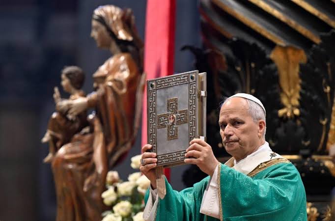 KennyBurchard's tweet photo. I spent my life studying the Bible and went to seminary to learn to read it in Greek. But it wasn’t until I read it in communion with the Church founded by Jesus (The Catholic Church) that it made more sense to me than I had ever imagined. Catholicism is Biblical Christianity. https://t.co/kBikn5wZbP