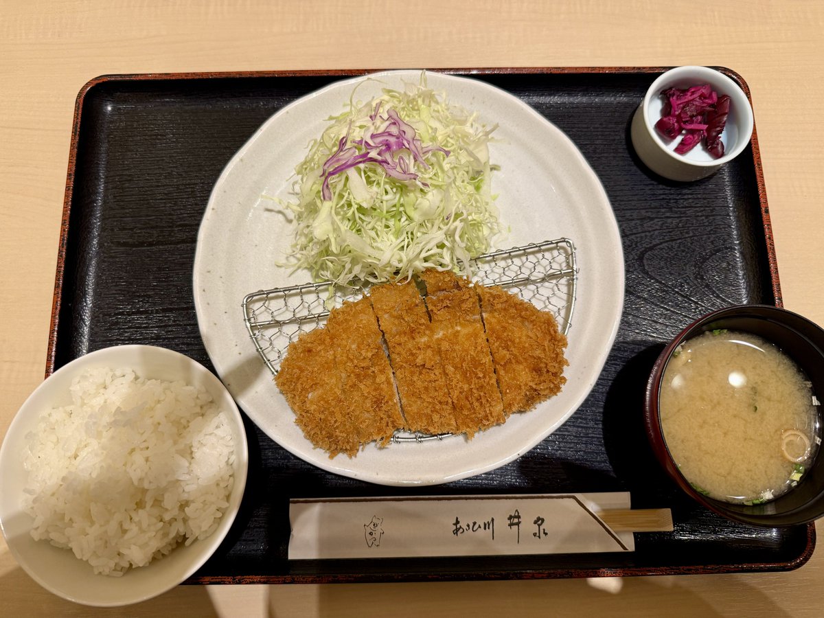 HAMAR8n's tweet photo. 地元より来てる旭川…

定期外来です。

痺れはいつも通りですが…10日ほど前から肋に鈍痛が…

10日以上も続いているのは流石に気になる🤔

まぁ明日外来の時に主治医に相談してみます https://t.co/ayaH7Ml3le