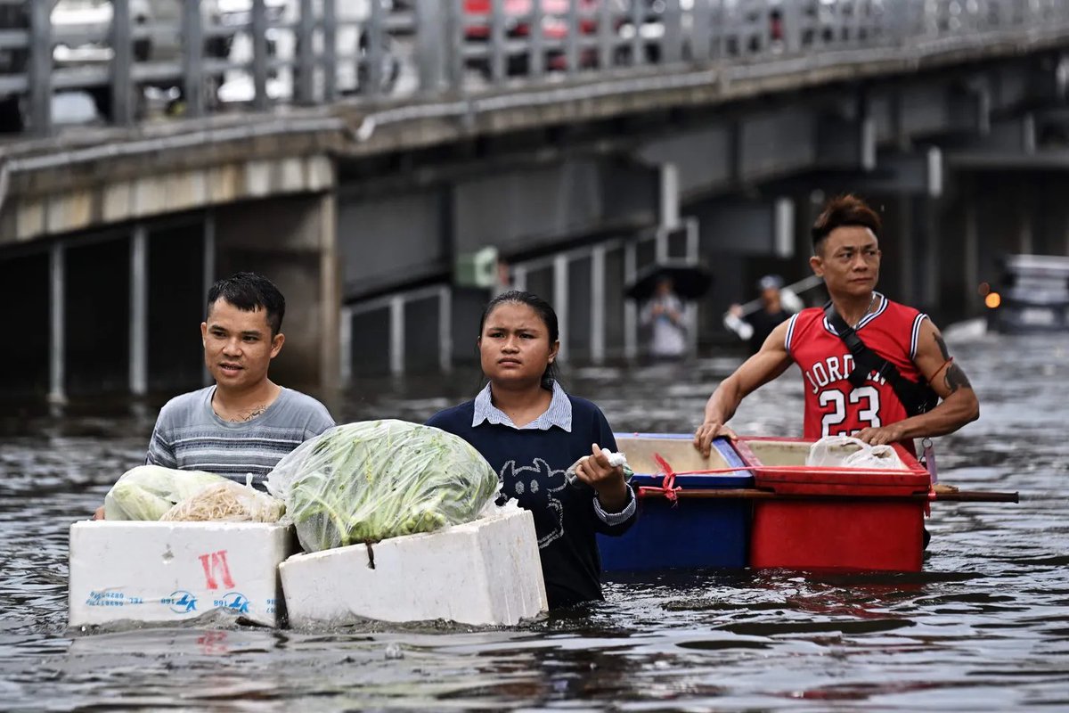 TheLatestReport's tweet photo. Eight dead in Myanmar due to heavy rains. Eight more deaths have been reported in Thailand, as Bangkok battled flooding for a fourth consecutive day.

#Myanmar #Thailand https://t.co/NaRX4H4Sta
