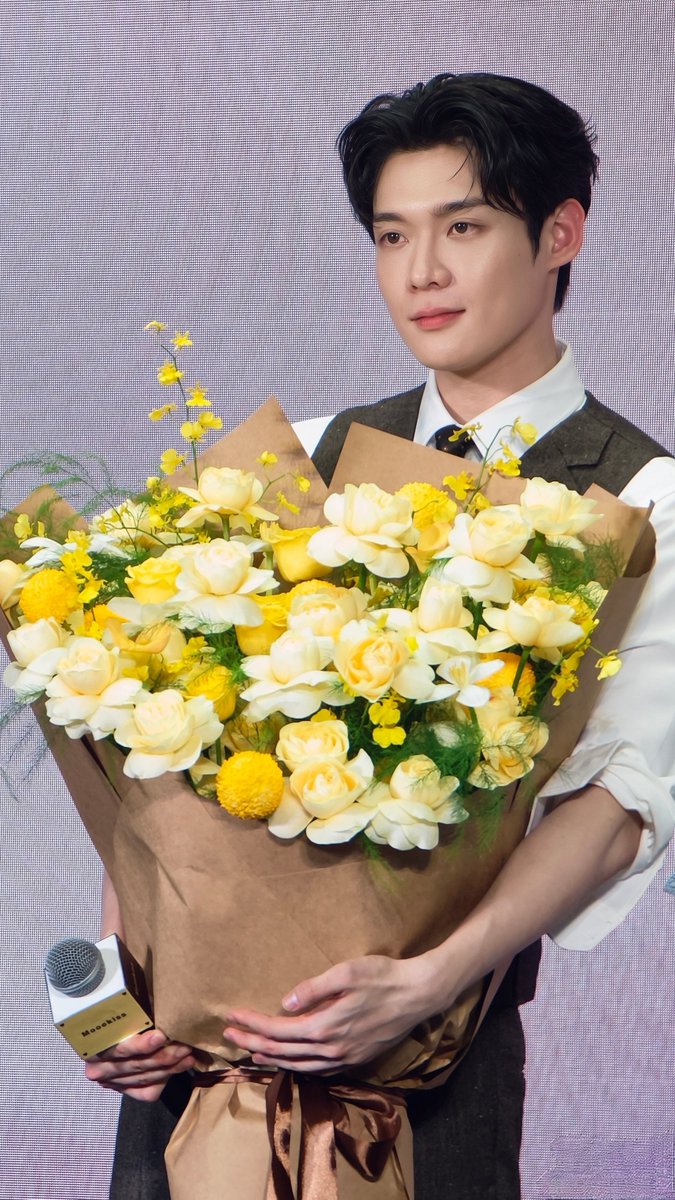 yian0212's tweet photo. 배우 김윤식, 꽃길을 걸어요🌸~ 우리는 언제나 함께할게요🩵🩵🩵

WE STAND WITH KIM YOON SIK

#KIMYOONSIKSHINES
#KIMYOONSIK https://t.co/WsleIZB8CX