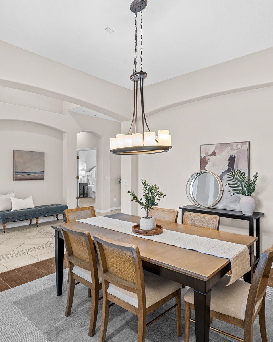 ariawilliamsved's tweet photo. Buyers don’t purchase square footage; they purchase a feeling. At Flourish Staging, we use neutral tones, balanced proportions, and inviting textures to create that instant “this is home” reaction. Give buyers the welcome they’re looking https://t.co/8zSaE65ngS