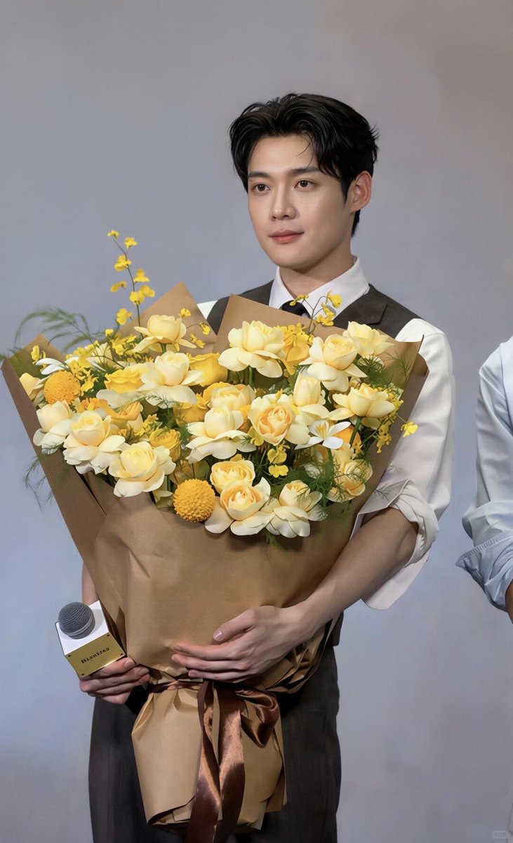 AllforYoons's tweet photo. His acting is so captivating, and his smile is absolutely everything. Kim Yoon-sik deserves all the love and support in the world. 

WE STAND WITH KIM YOONSIK

#KIMYOONSIKSHINES 
#KIMYOONSIK https://t.co/JYvyvPpcjQ