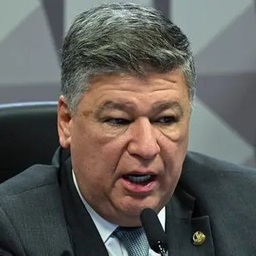 meioindep's tweet photo. 🚨ATENÇÃO: Senador Carlos Viana deixa Caiado e declara apoio a Flávio no 1º turno: "O morno não serve" https://t.co/DmVqsGtz39