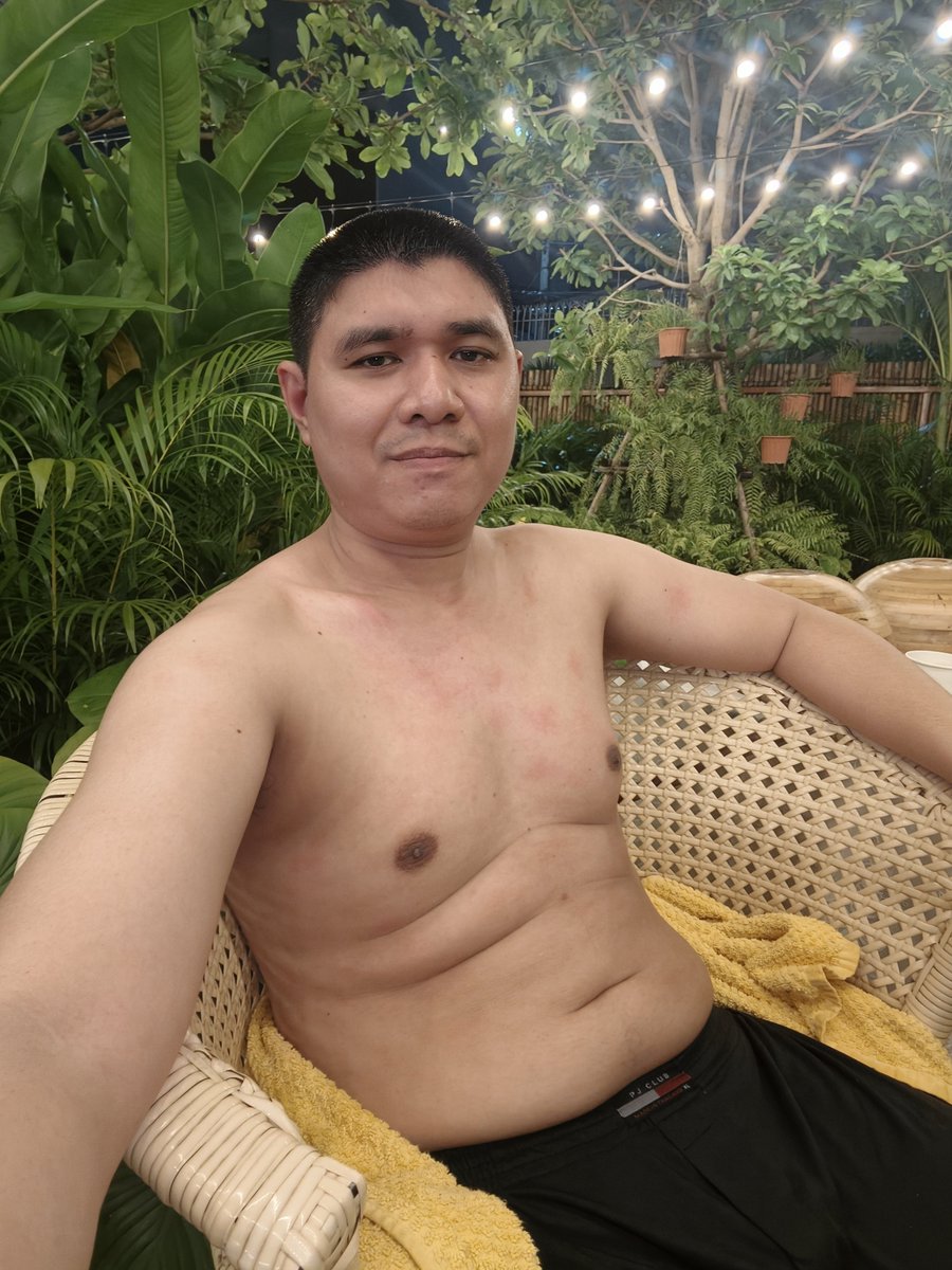 Alan_Saturn789's tweet photo. ทำ Ice bath ครั้งแรก อยู่ได้เกือบนาที อย่างสะท้าน 5555 https://t.co/02M8RATbq2