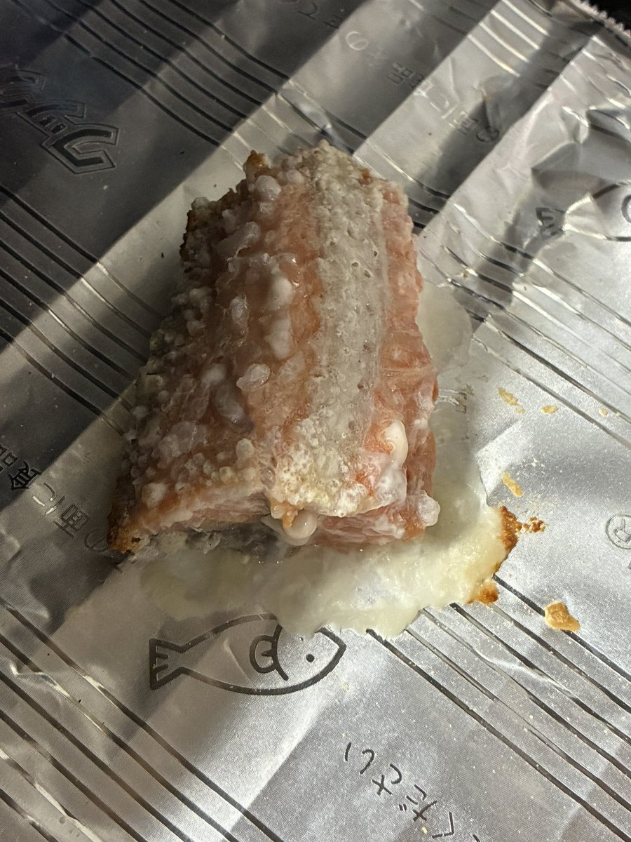 kisaragi5's tweet photo. やれやれ…コンビニのまがい物を喜んでいるようじゃ(中略)

私が本物のしょっぺぼだっこをお見せしましょう https://t.co/fbBXkGx5dv