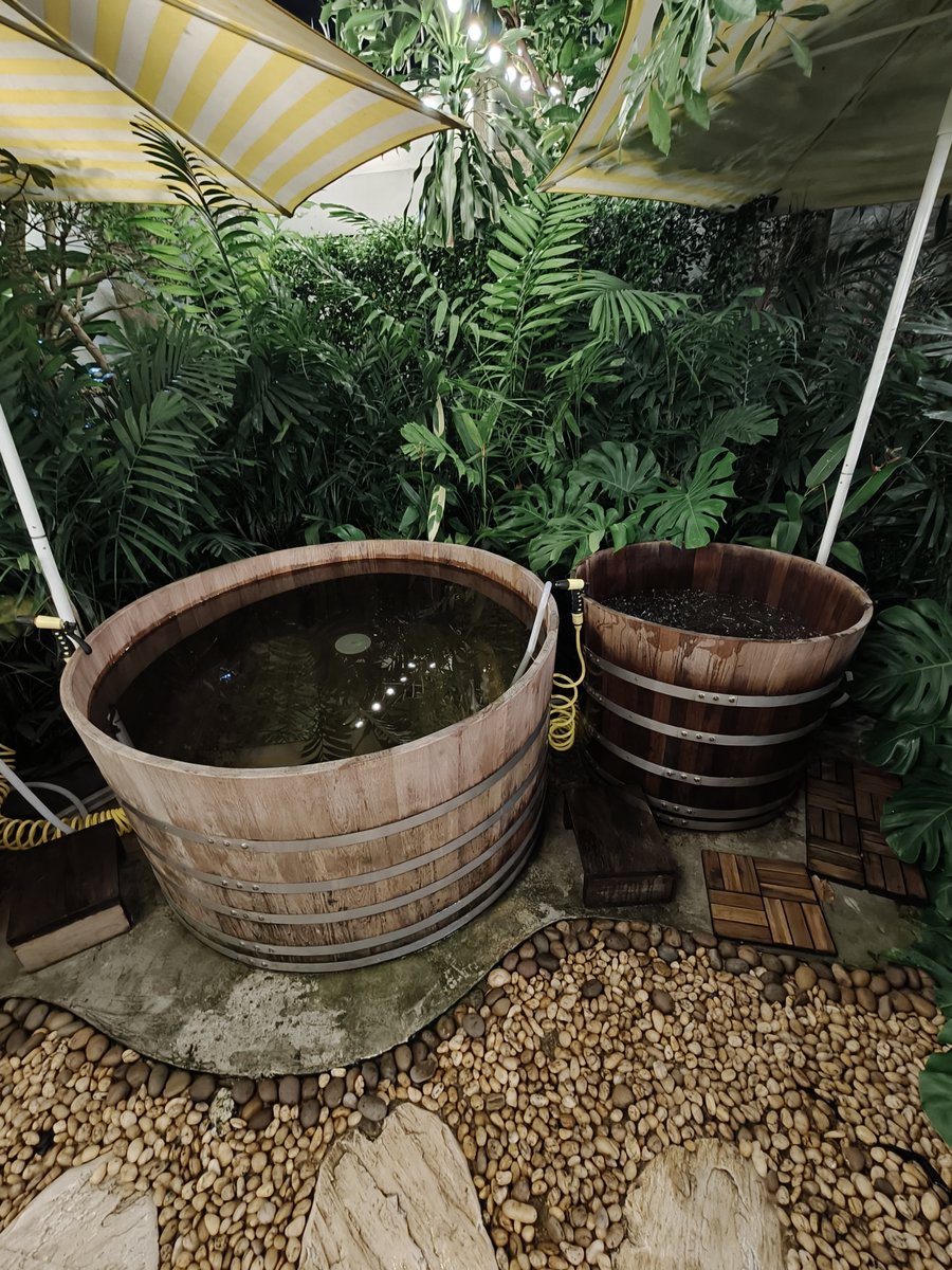 Alan_Saturn789's tweet photo. ทำ Ice bath ครั้งแรก อยู่ได้เกือบนาที อย่างสะท้าน 5555 https://t.co/02M8RATbq2