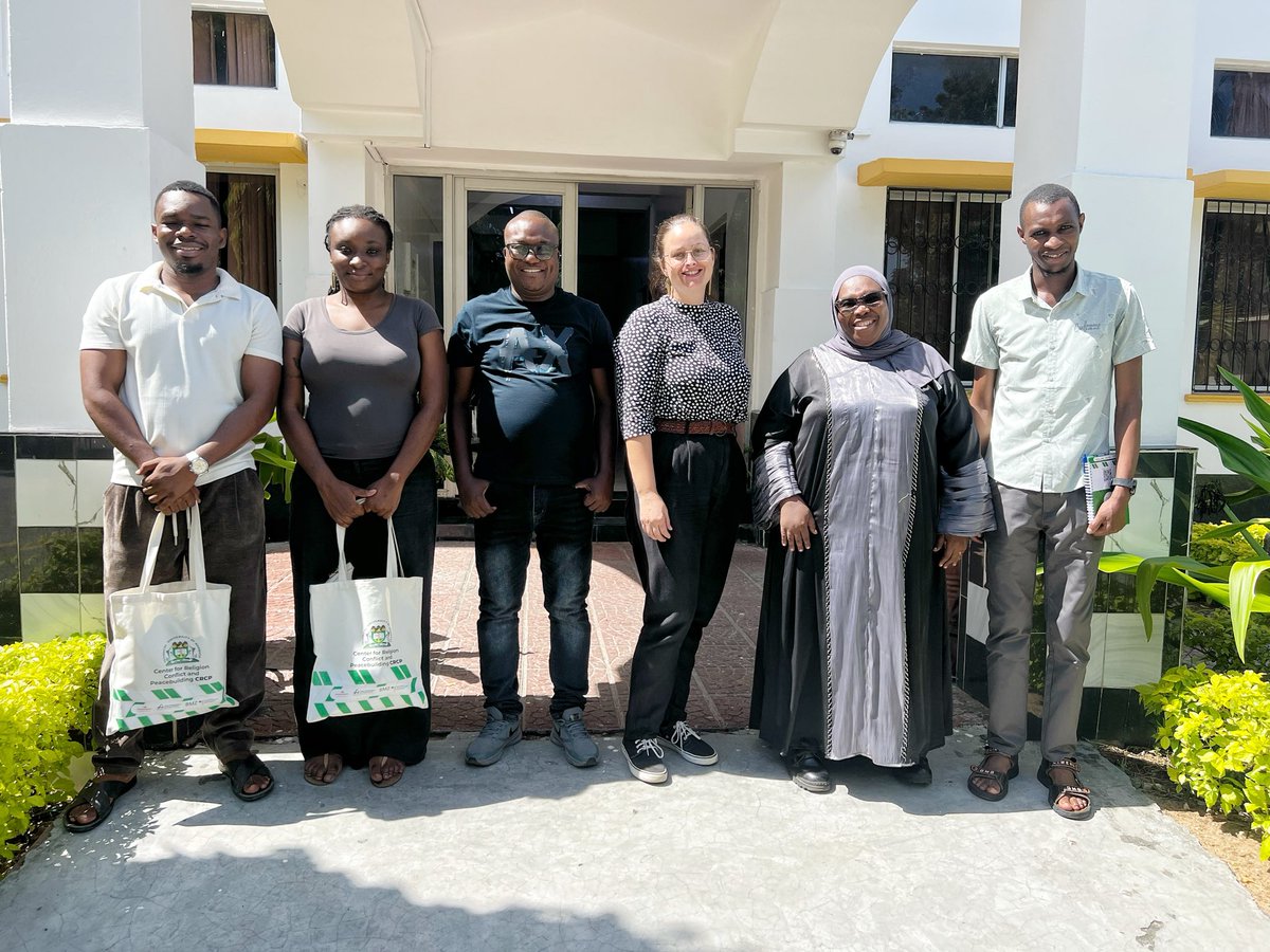 crcp_tum's tweet photo. We had a meaningful conversation with Ms. Hamisa Zaja, a committee member and Peace Ambassador with the Mombasa County Peace Committee.

Our conversation highlighted the importance of dialogue, collaboration, and collective responsibility in building peace, unity, and harmony https://t.co/R3uJmG0uLI