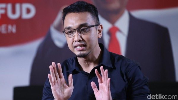 MafiaWasit's tweet photo. Lini belakang Indonesia diacak-acak Aiman https://t.co/iSLRJE23jK