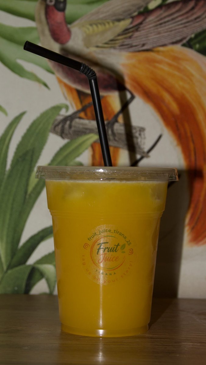 williamroduuhh's tweet photo. Our favorite summer drink. https://t.co/6gSH76JBwX