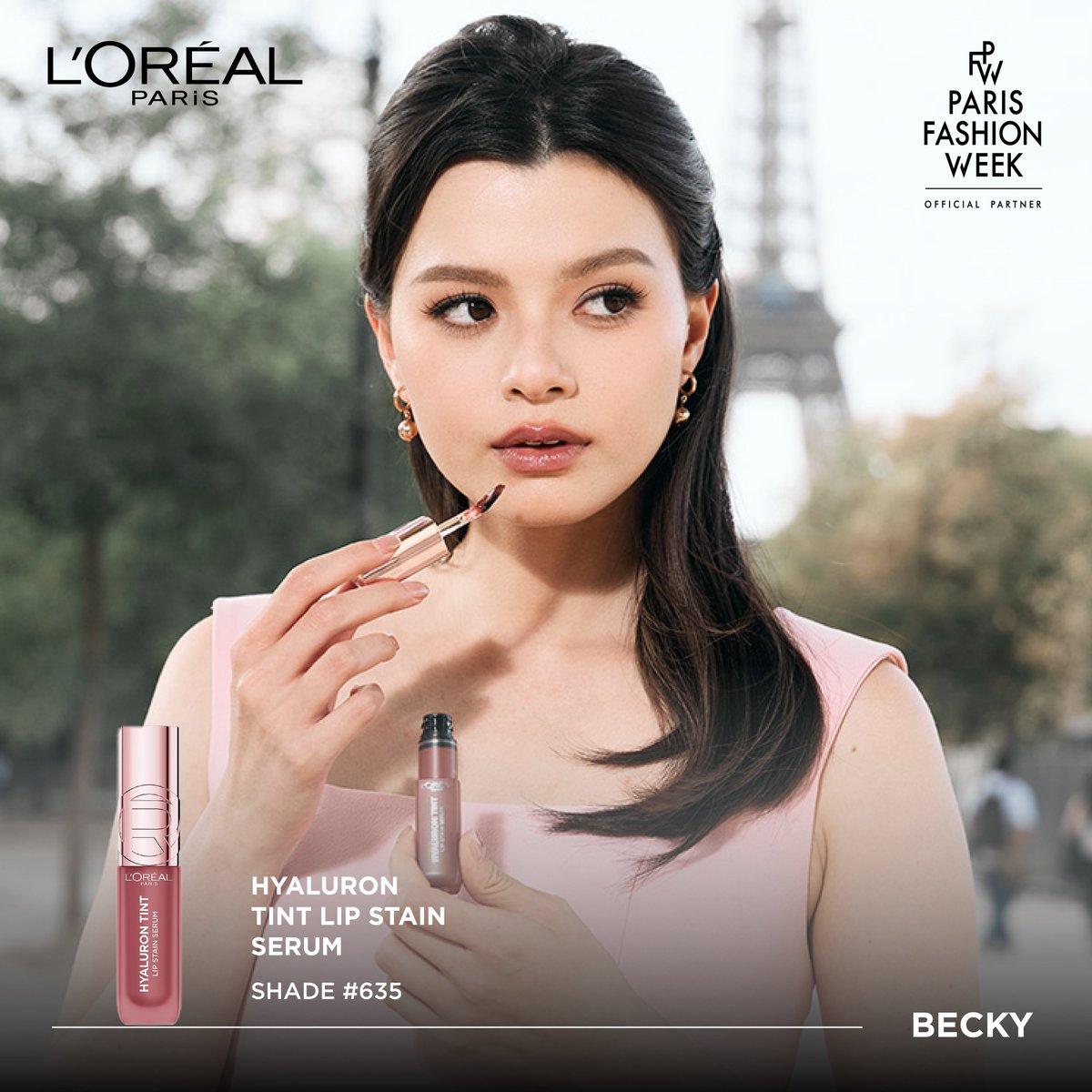 pangmak2026's tweet photo. ปังมาก!
หรูหราสง่างามสไตล์ปารีส! “เบ็คกี้ รีเบคก้า” เผยลุคแรก Parisian Elegance ร่วม L’Oréal Paris 

#LEDEFILELOREALPARIS #WALKYOURWORTH
#WORTHIT #LOREALPARISMAKEUP #Makeup #beckyarmstrong https://t.co/ZvPNlvAwPp