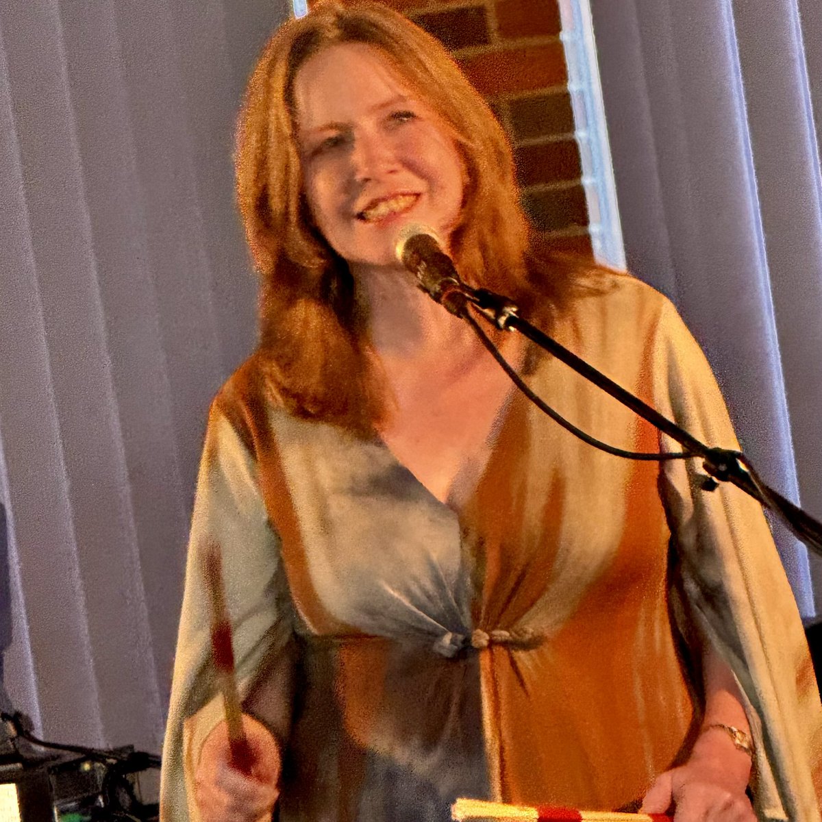 sarahmcquaid's tweet photo. Lovely show last night at the #HandCountyLibrary #MillerSD! Full story & more pics here: https://t.co/HPlgayV4ug …. Looking forward to playing the #ParcoSinclairHistoricalTheatre #SinclairWY via #RawlinsMusicAcademy TOMORROW (Tues), #PasadenaFolkMusicSociety #PasadenaCA Sat, -> https://t.co/PmrVR8Sd0D
