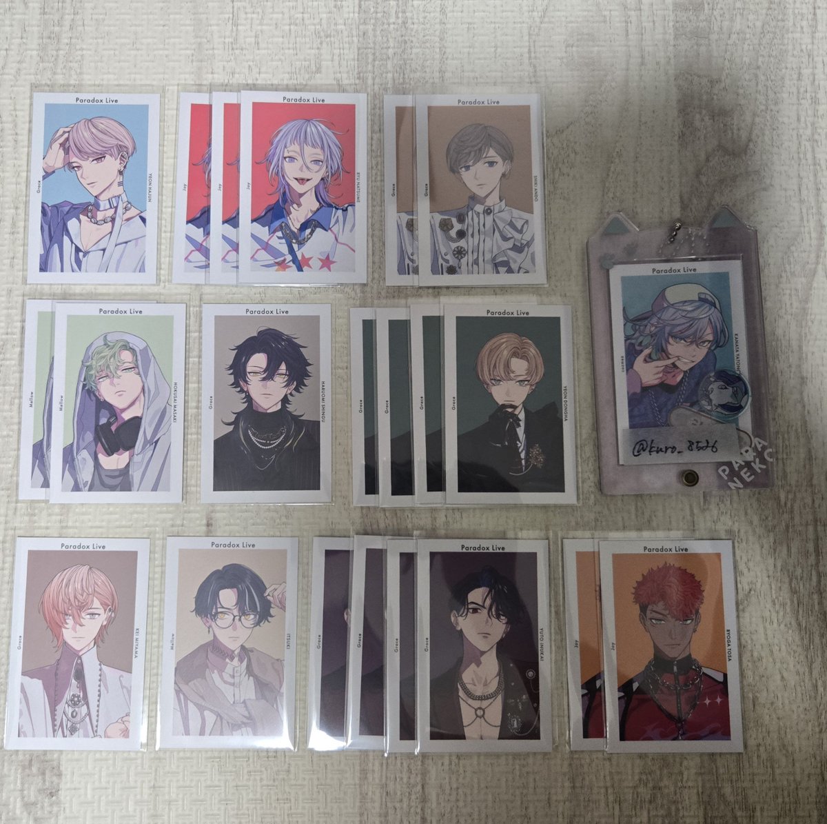 kuro_8526's tweet photo. 【交換】パラライ　LOOKBOOK　Gプリ　メタカ

【譲】Gプリ→夏準、リュウ3、四季2、北斎2、晴臣、東夏4、京、イツキ、憂人4、凌牙2
メタカ→リュウ2、紗月

【求】Gプリ→珂波汰>アレン
メタカ→アレン>珂波汰

明日キックオフ現地手渡し
30日池袋手渡し

検索からもお気軽にお声がけください https://t.co/hUa6ppSiR1