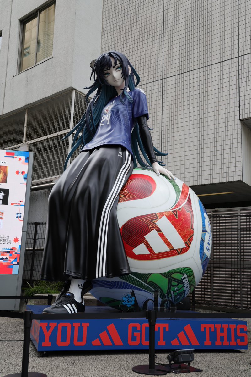 Tadac19's tweet photo. #Ado
今日はライブタイトル発表記念？です
それにしても、さすがadidasさん、ユニの出来もすばらしい。背中にはちゃんとADOって入っているし。
そういえば「○○vsADOまもなく」みたいな通知が来てなんだこりゃと調べたらデン･ハーグの事でした。チーム名がADOでデン･ハーグは町の名前なんですね　⚽ https://t.co/xbyDop2jlw