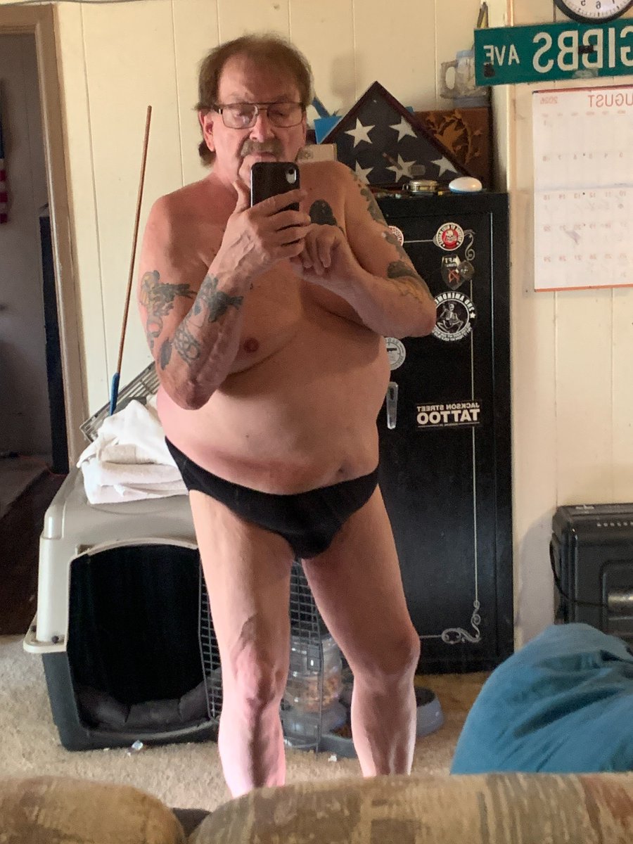 RogerHazzard4's tweet photo. @_catechumen 73 and horny https://t.co/LqqDWmXa4V
