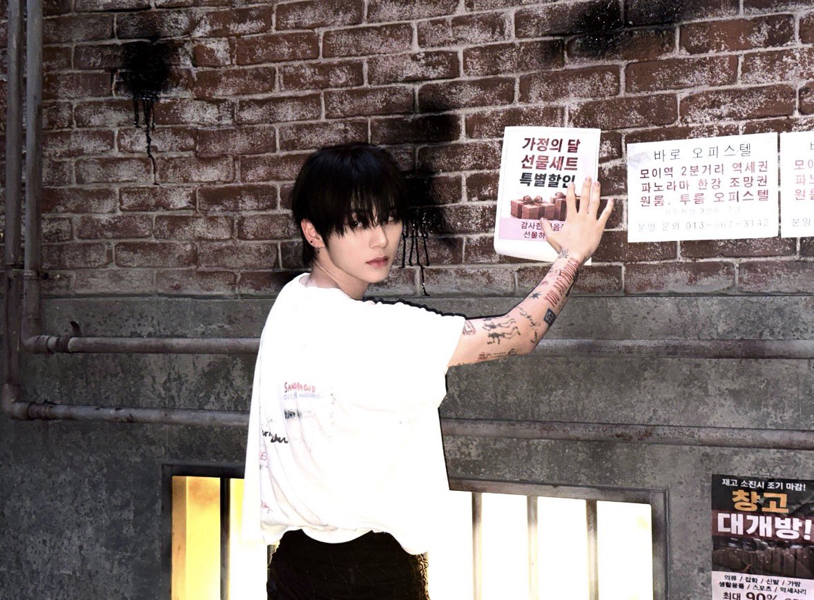 __zkip's tweet photo. 음음존나예쁨
존나잘생김 https://t.co/1YopAQT7es