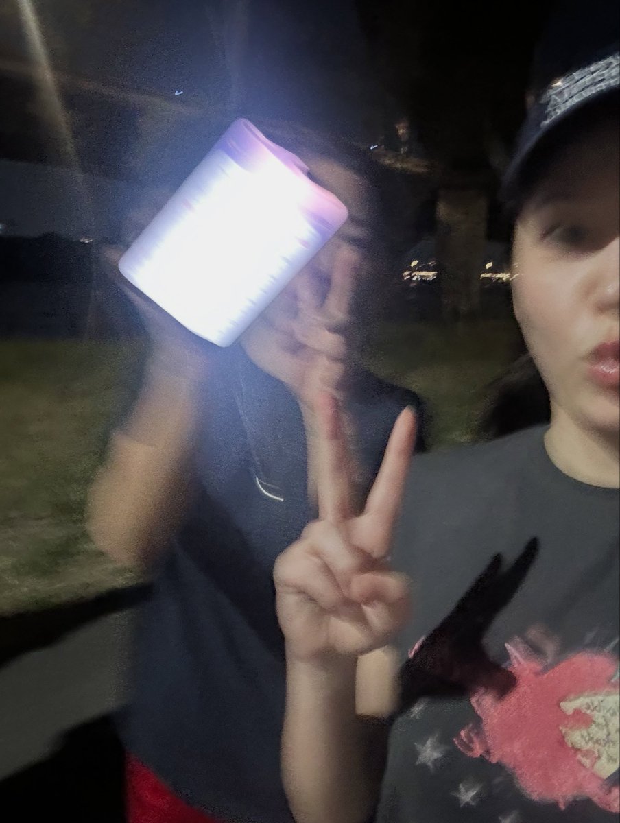 chobom_seulrene's tweet photo. VIDEO OF YERI RUNNING 😭 SHE'S REALLY GETTING INTO RUNNING NICE https://t.co/7aHNs2bjM6