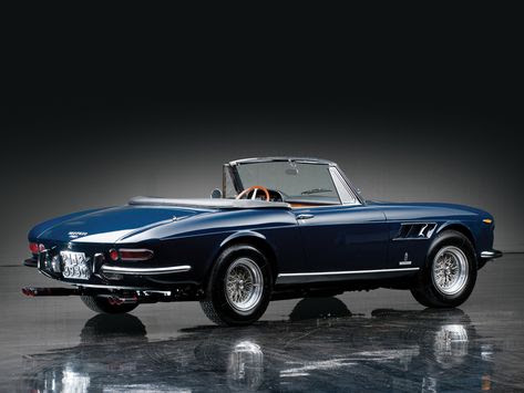 BoylanRoger's tweet photo. A restored 1966 Ferrari 330 GTS. https://t.co/9oHSfebhe7