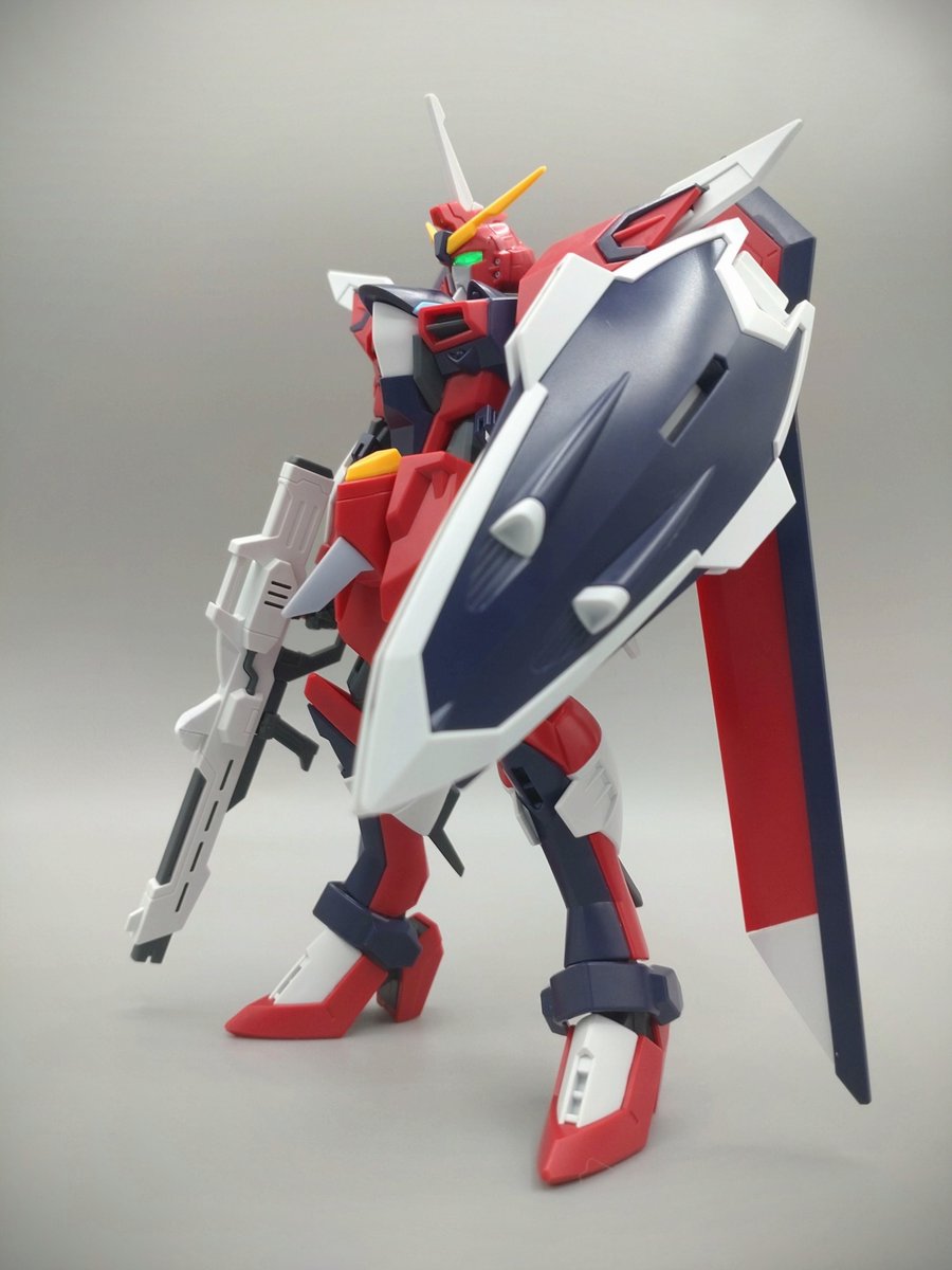 congdaoben6's tweet photo. #ガンプラ
#高次脳機能障害

積みを精算いたしました。
連合軍指揮官用量産機でございます😙

ところで高次脳機能障害の回復に模活はとてもオススメですが、罹患前と比べ失敗が多くなるので、自分に対して寛容さが必要です。
(サフ直後にパーツを落とした時とか…)

皆んな、楽しんでいきましょう🥳 https://t.co/K9Lawp8hMA