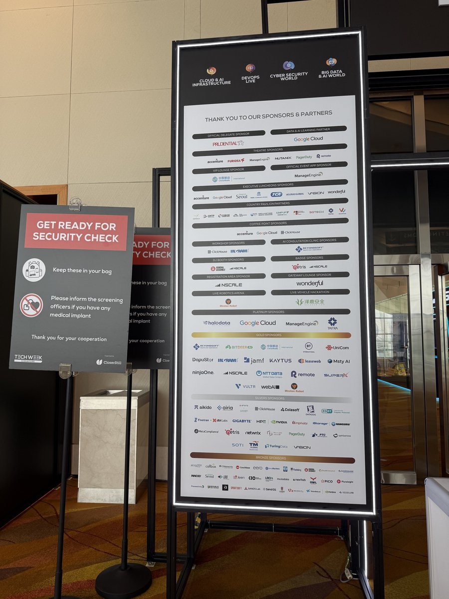 visionbayai's tweet photo. 👋See You Tomorrow at Tech Week Singapore 2026! 
 
📍Tech Week Singapore 2026
📅9/29–9/30
📌Booth #5-N41  

Come visit us at Booth #5-N41 and let's talk AI. https://t.co/fAfdpqcadE