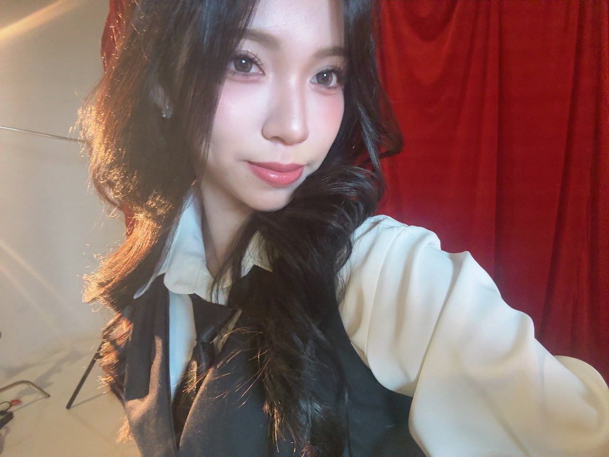 Aralie_JKT48's tweet photo. cool https://t.co/fbFLnkqhXr