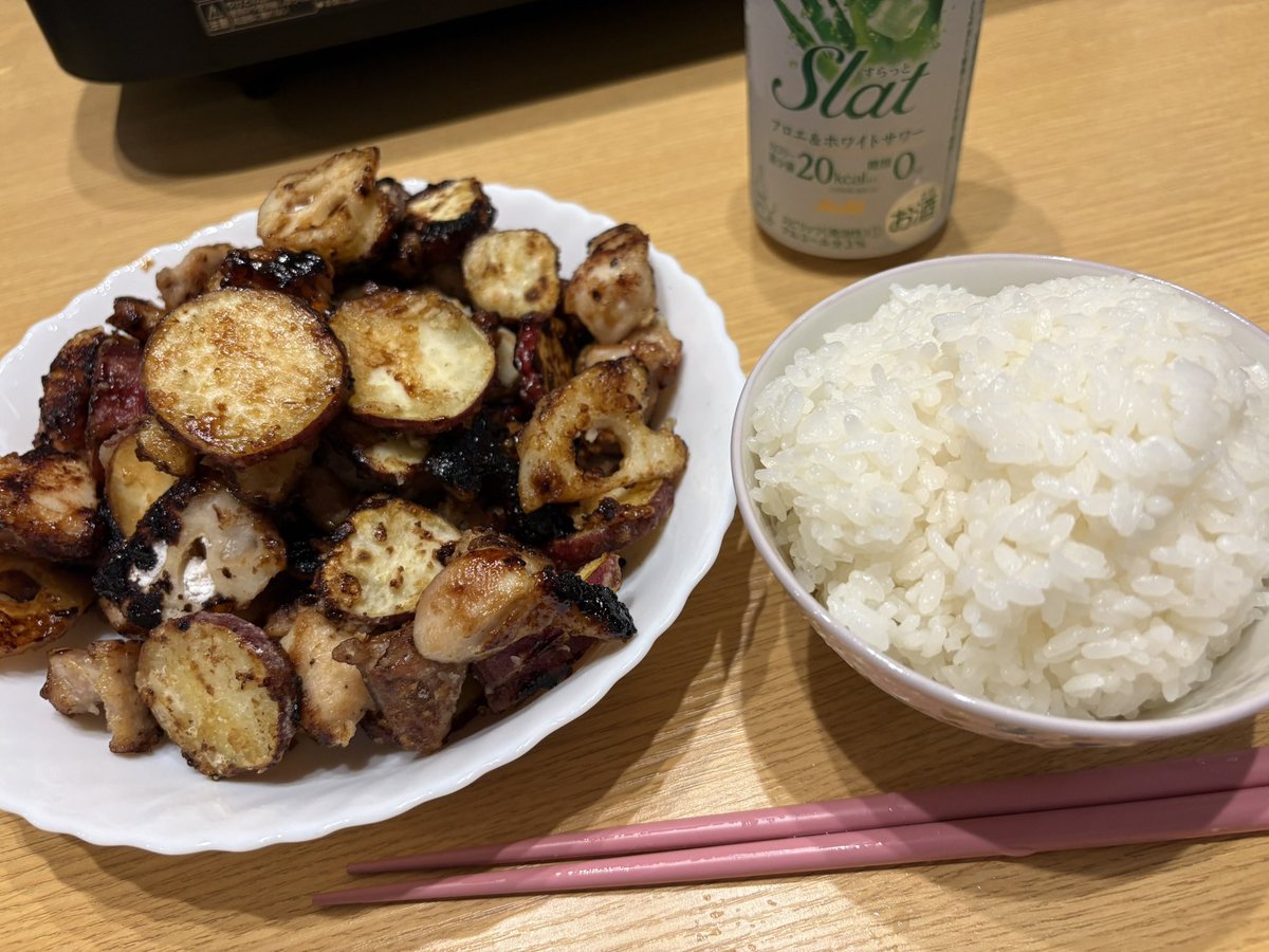 Meron_nz's tweet photo. 最近の料理
���日パン作ろうかなぁ https://t.co/QVJaj3bG9E