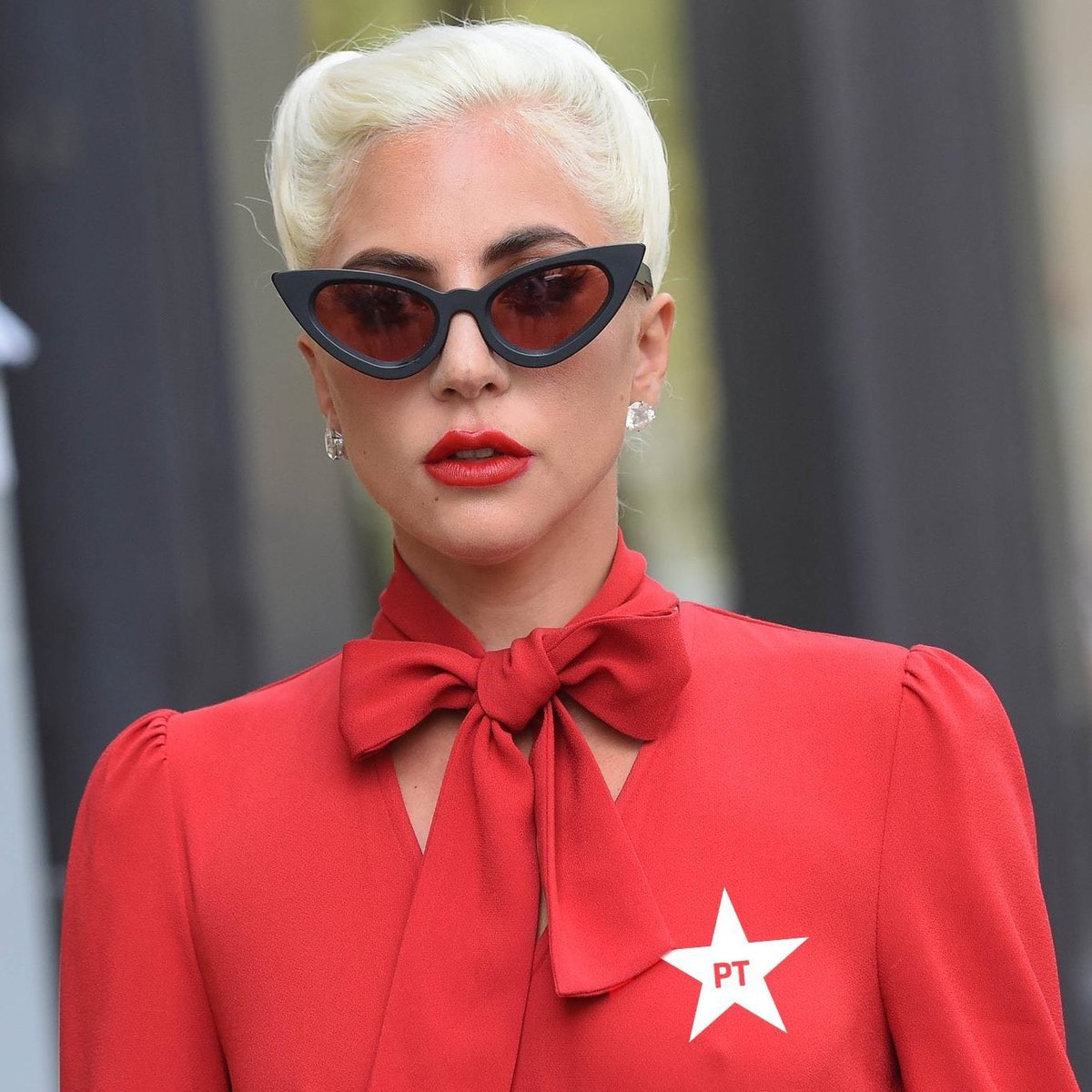 infogagabr's tweet photo. FANDOMS COM LULA! ⭐️

A Gaga sempre nos ensinou a lutar por liberdade, diversidade e justiça social. Em defesa do Brasil, da democracia e de um futuro mais justo, fandoms de diferentes artistas, comunidades e partes do mundo se unem em uma só voz para declarar seu apoio ao presidente Lula.