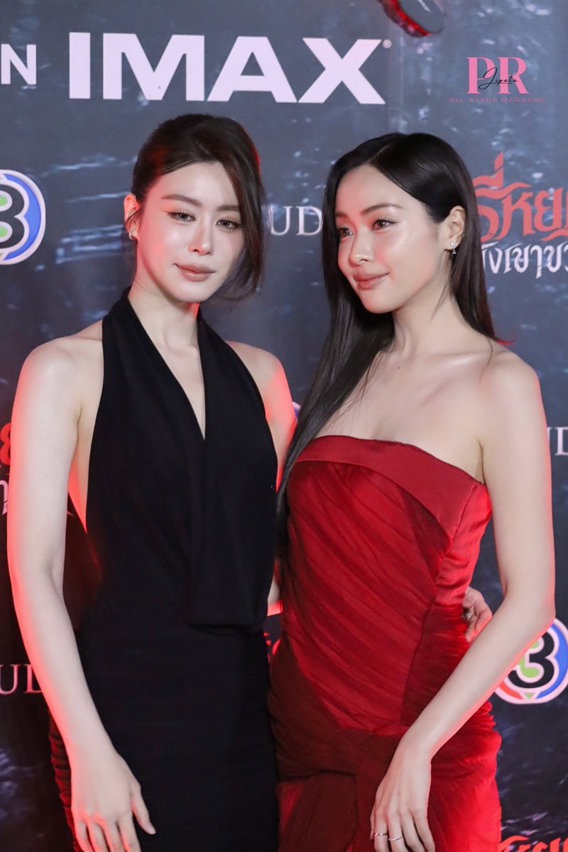 prjipata's tweet photo. "อุ้ม อิษยา - แบม สราลี" ร่วมงานกาล่าพรีเมียร์สุดยิ่งใหญ่ เปิดตัวภาพยนตร์ฟอร์มยักษ์แห่งปี “ธี่หยด: สมิงเขาขวาง” 

GALA PREMIERE WITH OOMBAM

#ธี่หยดสมิงเขาขวางxOomBam
#OomBam #อุ้มแบม

#GALAธี่หยดสมิงเขาขวาง
#ธี่หยด #สมิงเขาขวาง 
#ธี่หยดสมิงเขาขวาง
#MStudio
#Ch3Thailand https://t.co/eh47fyg51g