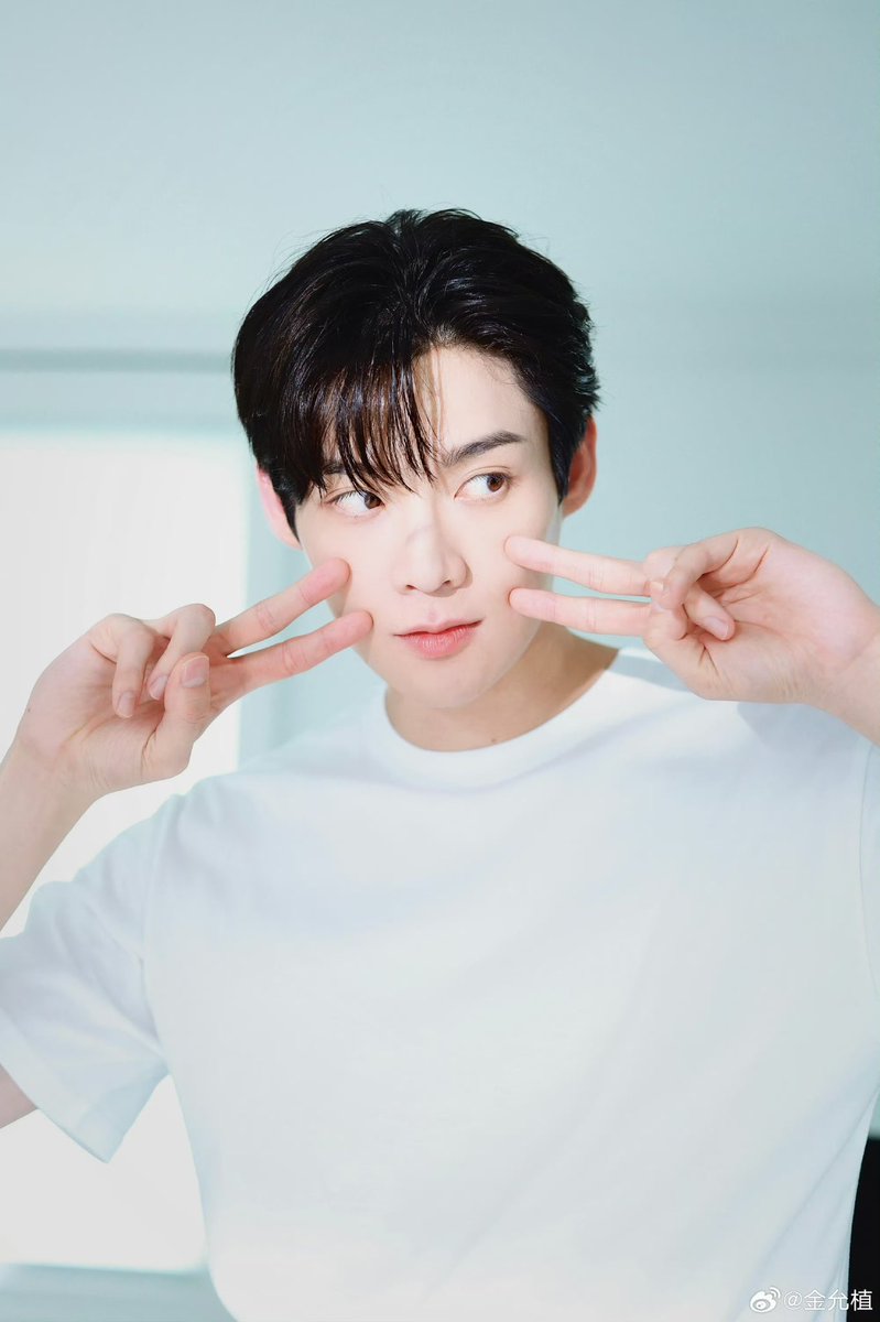 anhiyoonik's tweet photo. Cún ơi, thương Cún lắm, Cún mỗi ngày thật hạnh phúc Cún nha

WE STAND WITH KIM YOON SIK 
#kimyoonsik #kimyoonsikshines https://t.co/XD7mweY7TU