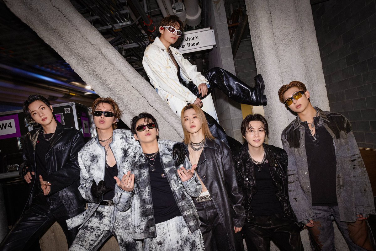 BTSAMIOT77's tweet photo. @btsvoting_vn Tui tiếp tục
DARK&amp;WILD

I’m voting for #ARIASBTS at the 2026 ARIA Music Awards! 🏆💜 https://t.co/Wrhu57mZcI