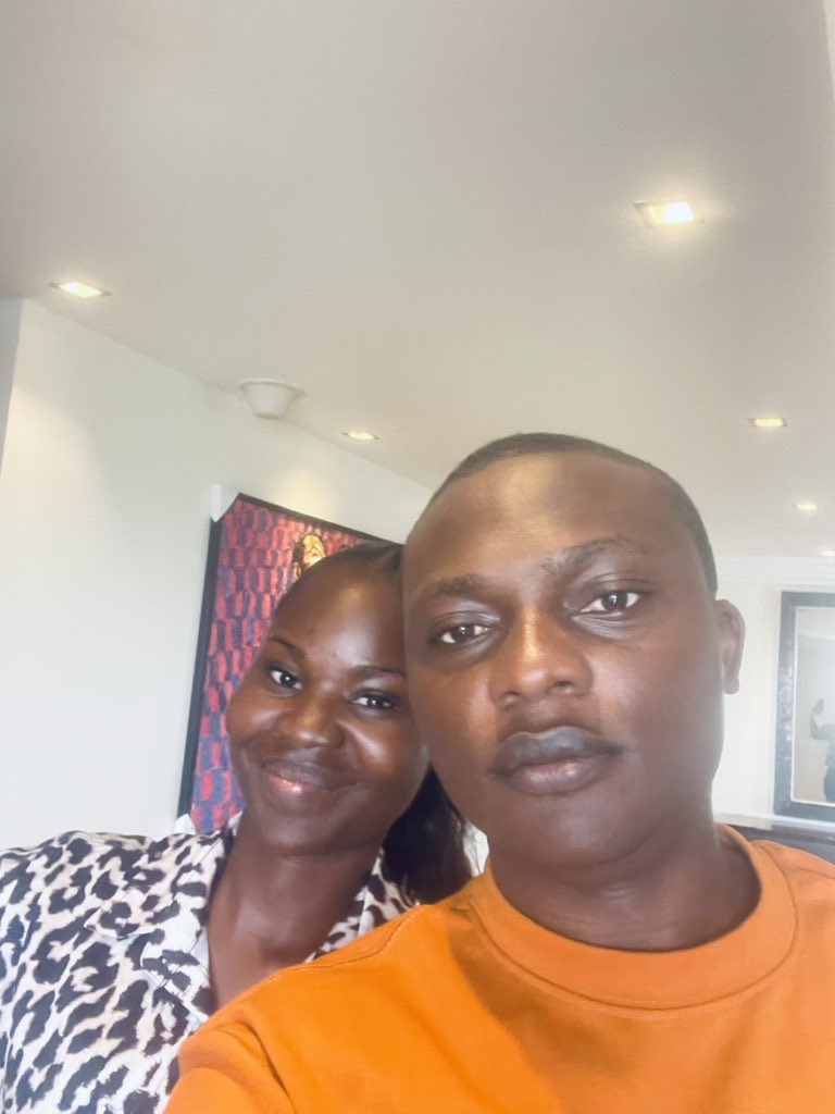 Ibk200's tweet photo. My wife and I in:

Ikotun 🇳🇬 
Ikoyi 🇳🇬 
Victoria island 🇳🇬 
Ilupeju 🇳🇬 https://t.co/QBnc5Ie1CD