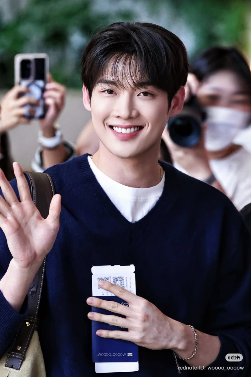 xxORI_MAIxx's tweet photo. Nụ cười của em là động lực mỗi ngày của chị đó
WE STAND WITH KIM YOON SIK 
#kimyoonsik #kimyoonsikshines https://t.co/D7xFxf30OW