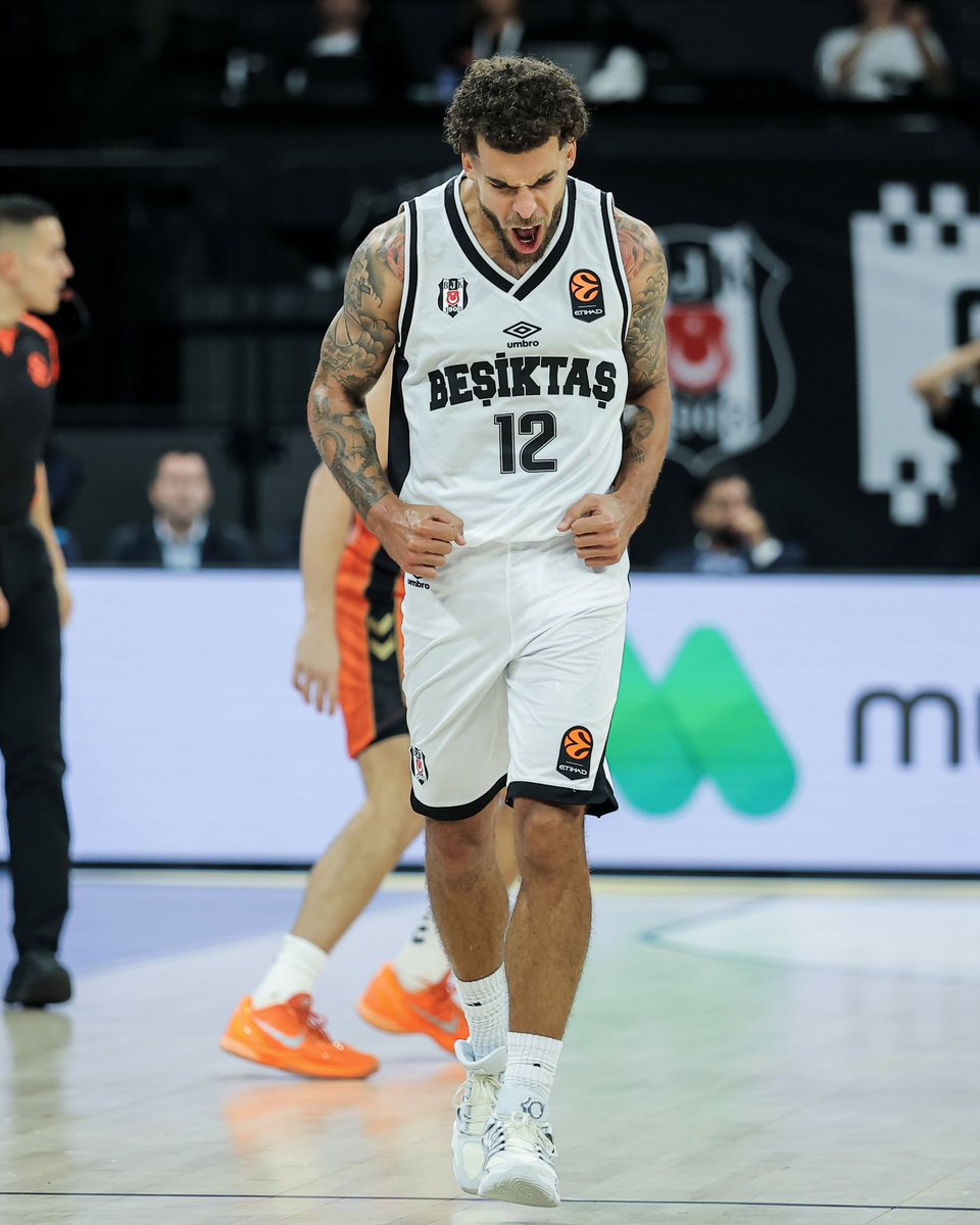 EuroLeagueTUR's tweet photo. 🦅13 yıl sonra EuroLeague sahnesinde: @BJK_Basketbol https://t.co/59cA6SKO9F