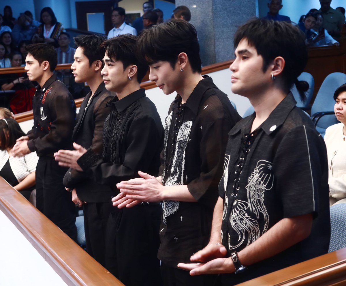 TheManilaTimes's tweet photo. A'TIN ANG SENADO

Pablo, Josh, Stell, Ken, and Justin, the five members of P-pop group SB19, pose for a photo with senators during their visit to the Senate plenary session to receive Resolution 545, filed by Senator Bam Aquino on September 28, 2026. The resolution honors SB19 as the first homegrown Filipino act to perform at the Lollapalooza Music Festival in Chicago, Illinois, following their set on July 30, 2026. PHOTOS: MIKE ALQUINTO

READ: https://t.co/hzejX2xSKu