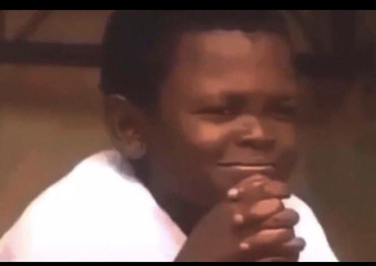 WinnieQeu's tweet photo. xauusd watching you analyzing the setup that will send you back to village https://t.co/BA8sH7tbET