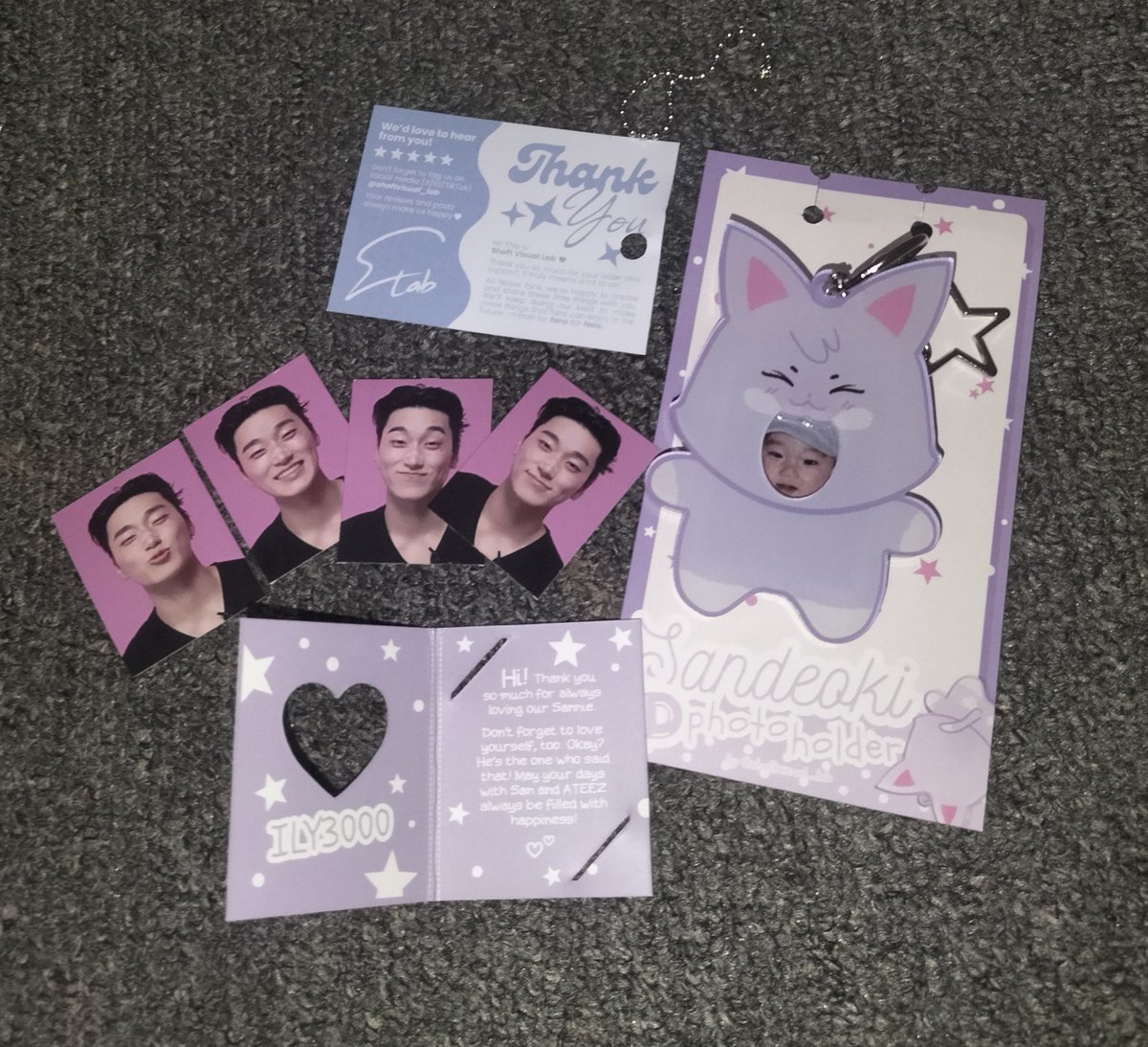 giyuuterbang's tweet photo. Thank you so much @shoftvisual_lab dan @dadacesan karena sudah membuat ID photo holder yang gemas inii😍🫶

Kaka Sen dan Dede Sen happy banget menyambut kedatangan papih San waktu masih secimitt🤭🤏 https://t.co/HOSY4cqI6r