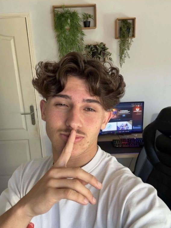 Helentyf's tweet photo. Hey 👋🏻 DM to purchase your yummy 🤤 files or join my private channel ( https://t.co/FVk6XPp24T ) https://t.co/qPmOVuiyDJ