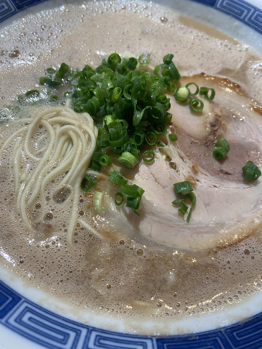 kunny_train_sin's tweet photo. 中野  箕輪家
■熟成豚骨ラーメン（濃厚なスープと豚骨臭がたまらなく美味い） https://t.co/m1R33T41PA