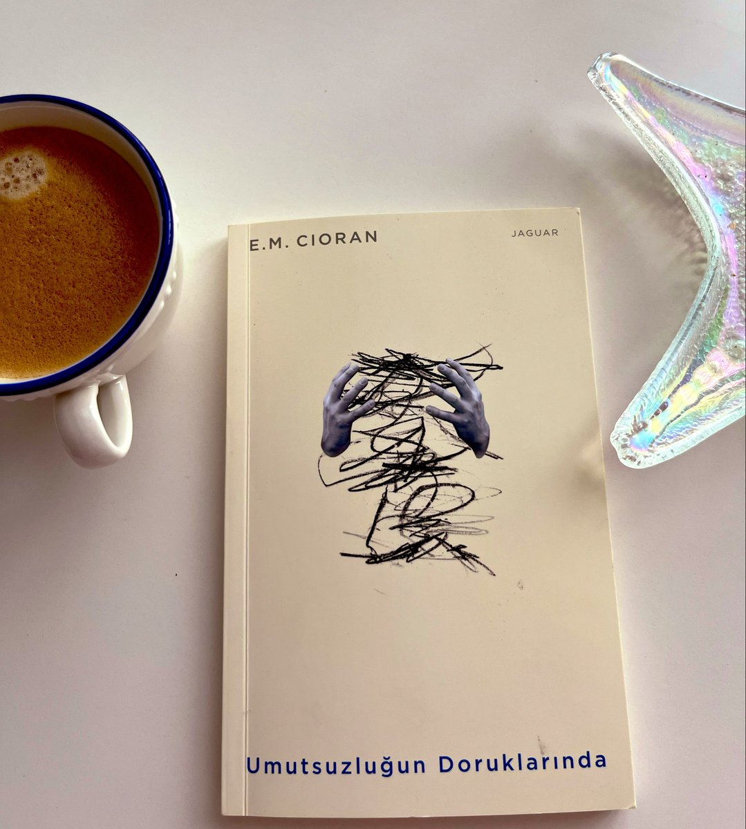 senemizmm's tweet photo. günün kitabı ve filmi 🫰🏻 https://t.co/CToY2uLzRn