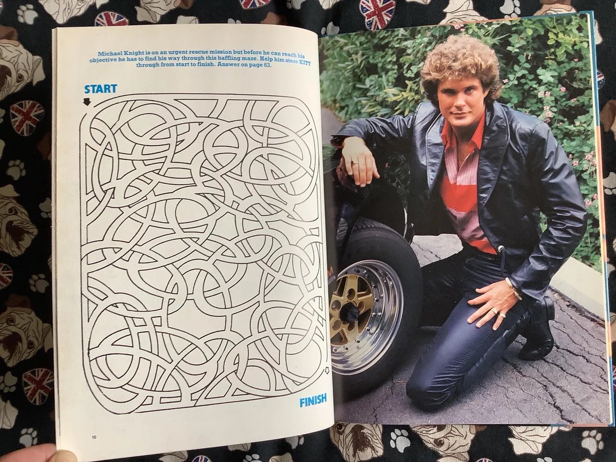 WatsonsVintage's tweet photo. A Super Fun #giftidea for a #KnightRider or #DavidHasselhoff Fan. RARE Vintage 1983 ‘Knight Rider’ Annual in Hardback - Collectable Book - Fun, Nostalgic Gift - Kitt Fan - 80s TV Show https://t.co/Degr288HTh via @Etsy #VintageBooks #1983Annual #80sNostalgia #80sTVShow https://t.co/zHpGAj1p0E