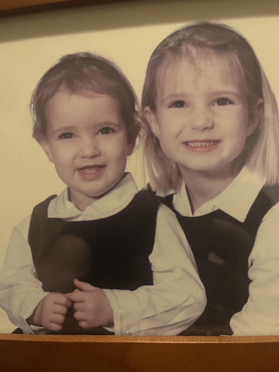 JimWatsonOttawa's tweet photo. Such a thrill to see my two niece’s grow up to be such amazing young women.  #prouduncle https://t.co/yfqqsvJVjX