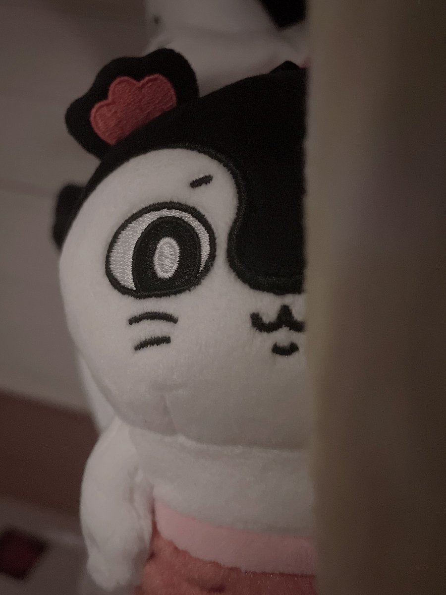 n__O0oi's tweet photo. 寝ないのォ？ https://t.co/lQ1YXlZz2H